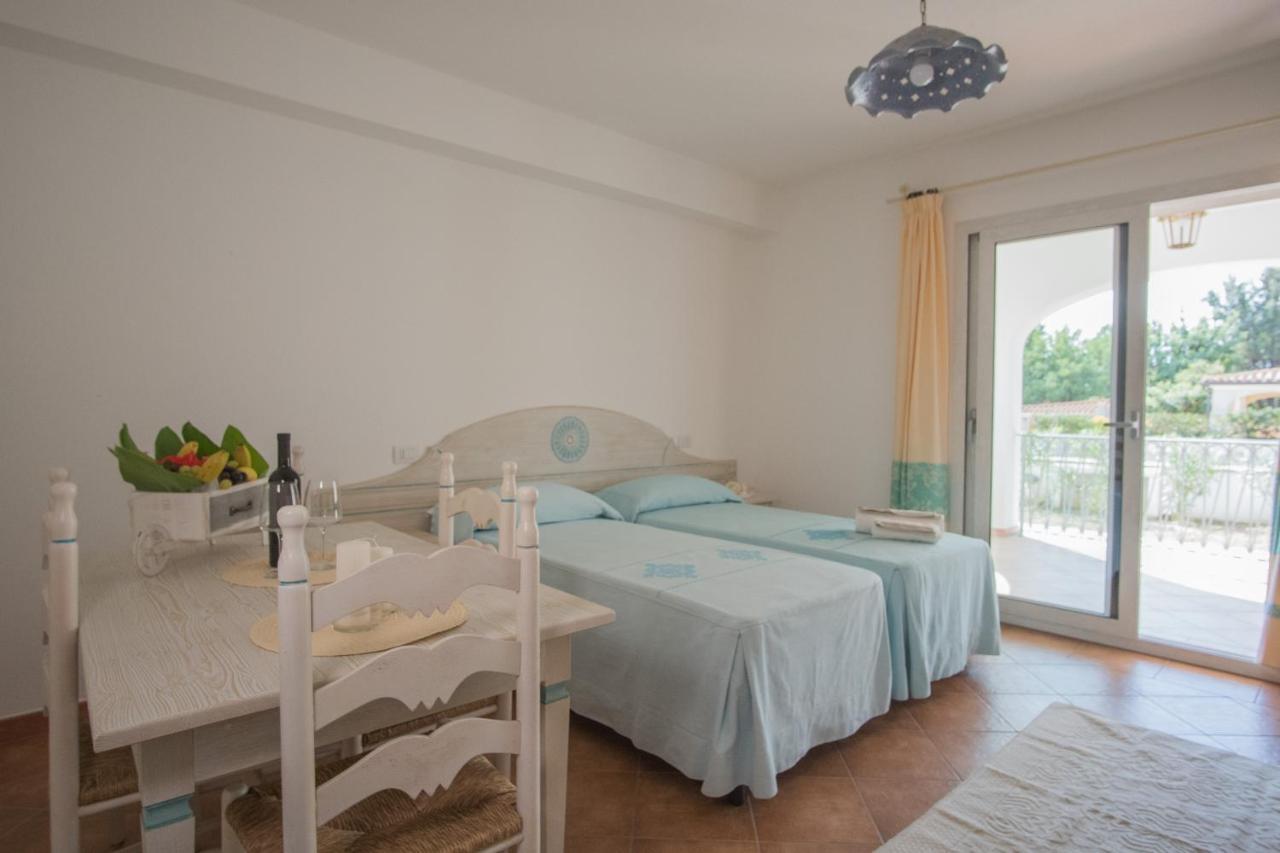 Le Residenze Del Golfo Di Orosei Aparthotel Exterior photo