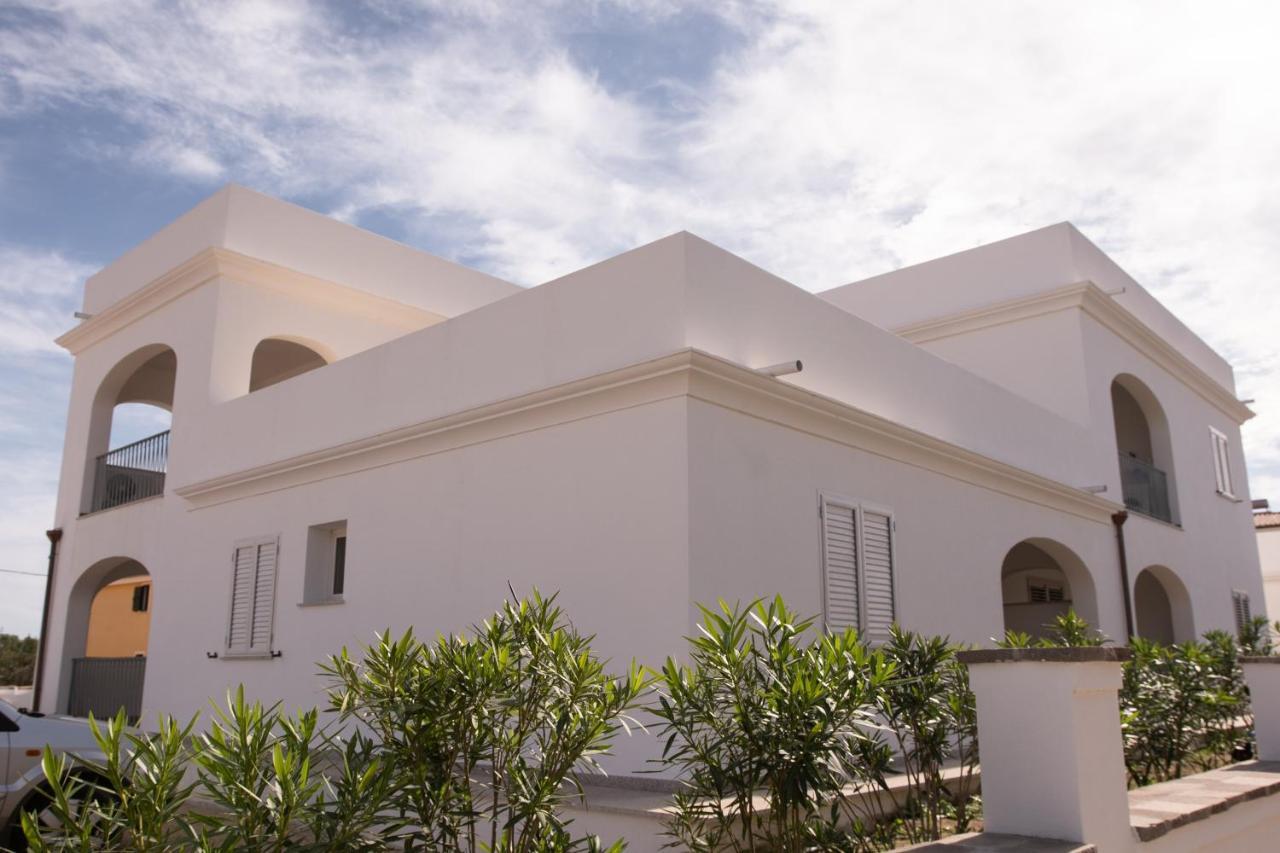 Le Residenze Del Golfo Di Orosei Aparthotel Exterior photo